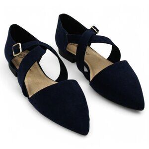 Women's Maddie Flats by Bella Vita in Navy